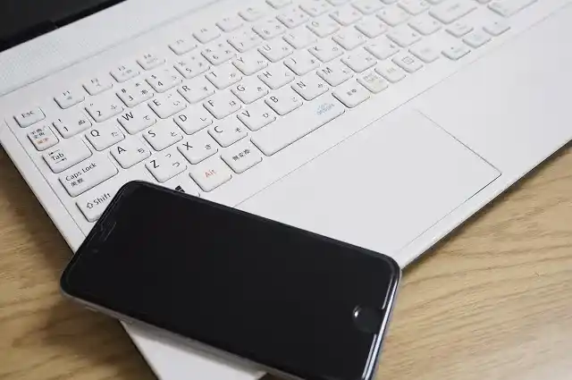 訪問マッサージお問い合わせに使うデバイスのイメージ